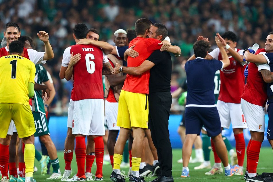 构与蓝军注 构与蓝军注